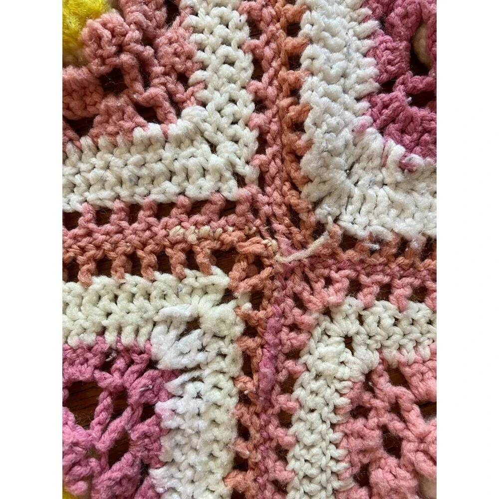 VTG Granny 3D Rose Square Crochet Afghan Blanket Pink White Handmade Flower Yell